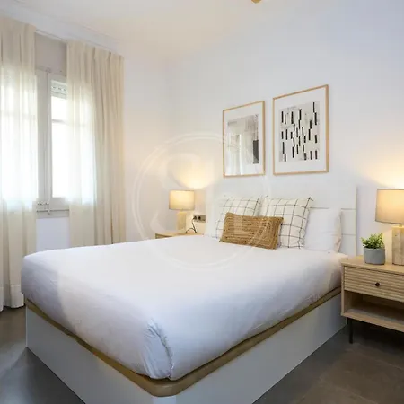 Eixample Apartment