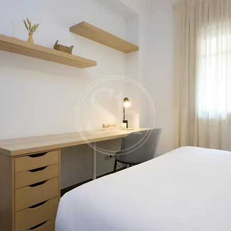 Apartment Eixample *